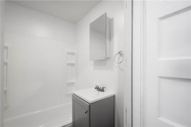 133 Eckert St, Leet Twp, PA 15003