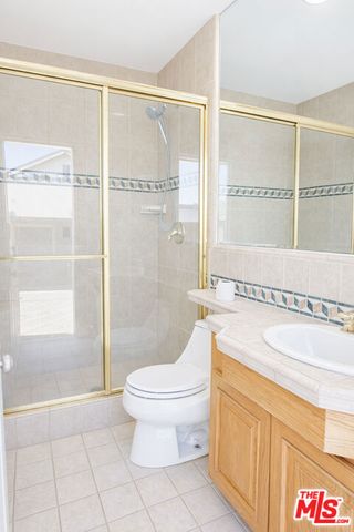 10550 Woldrich Street, Sylmar (los Angeles), CA 91342