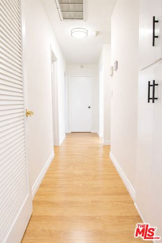 10550 Woldrich Street, Sylmar (los Angeles), CA 91342