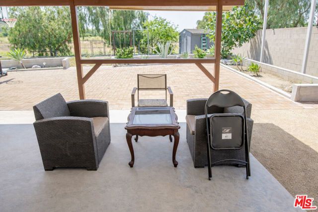 10550 Woldrich Street, Sylmar (los Angeles), CA 91342