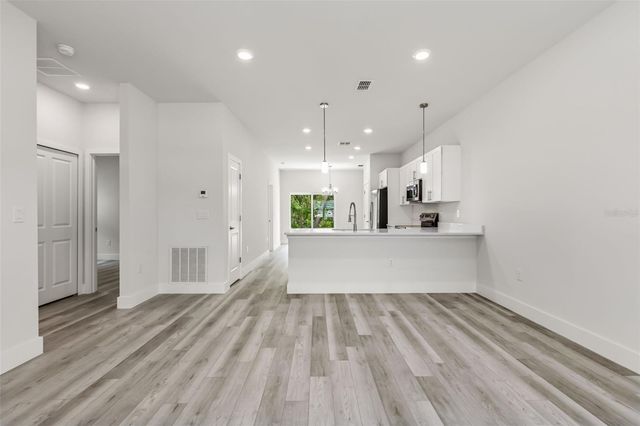 16015 SW 29TH COURT ROAD 1, Ocala, FL 34473