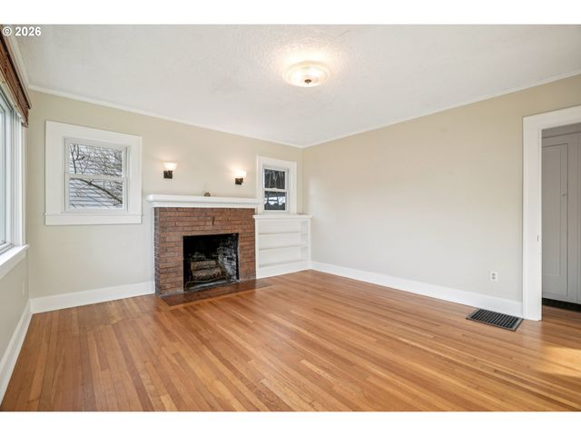 3825 Ne 75TH Ave, Portland, OR 97213