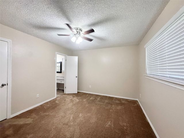 109 Houston Street, Angleton, TX 77515