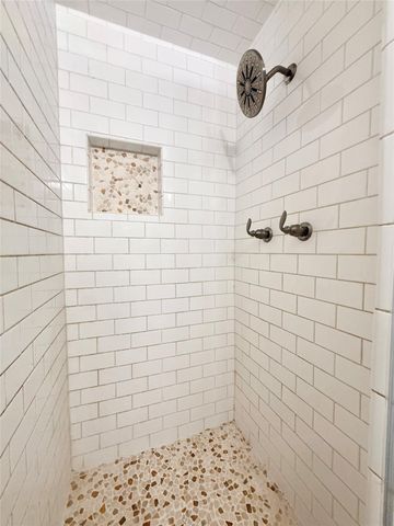 109 Houston Street, Angleton, TX 77515