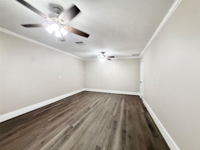 109 Houston Street, Angleton, TX 77515