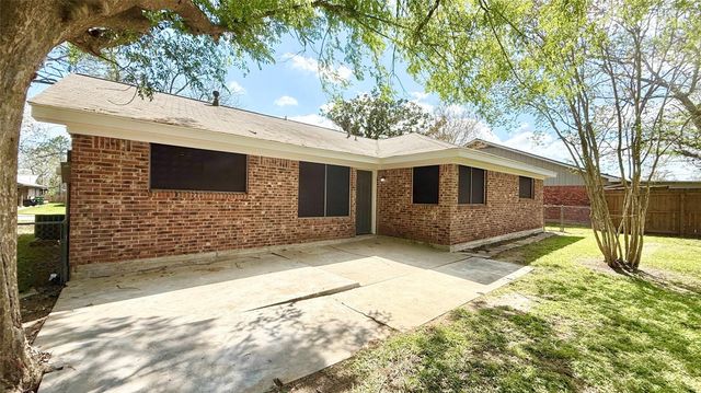 109 Houston Street, Angleton, TX 77515