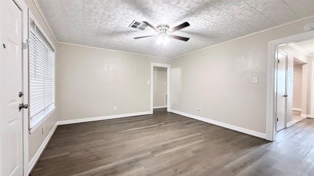 109 Houston Street, Angleton, TX 77515