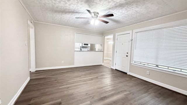 109 Houston Street, Angleton, TX 77515