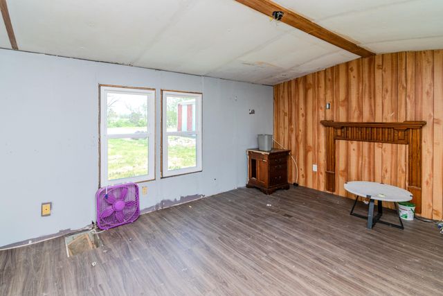 1081 Johnson Road, Lawrenceburg, KY 40342