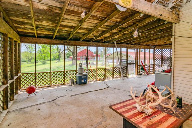 1081 Johnson Road, Lawrenceburg, KY 40342
