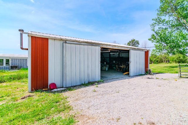 1081 Johnson Road, Lawrenceburg, KY 40342