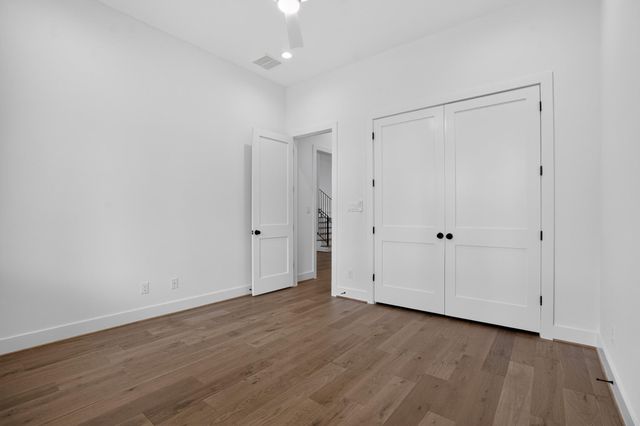 2010 Hewitt Drive, Houston, TX 77018