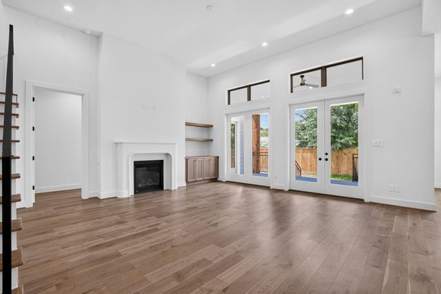 2010 Hewitt Drive, Houston, TX 77018