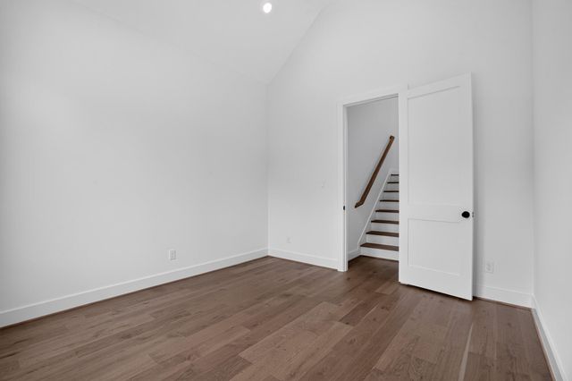2010 Hewitt Drive, Houston, TX 77018