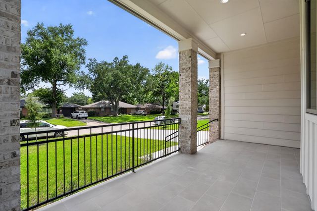 2010 Hewitt Drive, Houston, TX 77018