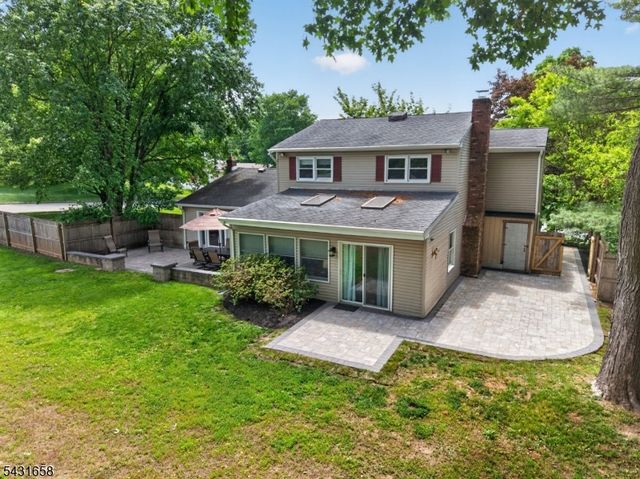 18 Randi Way, Ewing Twp., NJ 08560