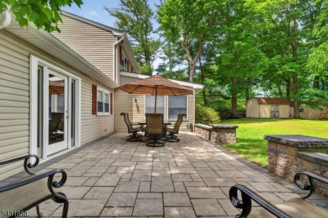 18 Randi Way, Ewing Twp., NJ 08560