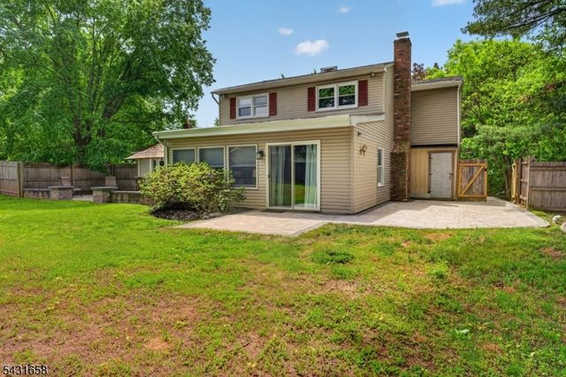 18 Randi Way, Ewing Twp., NJ 08560