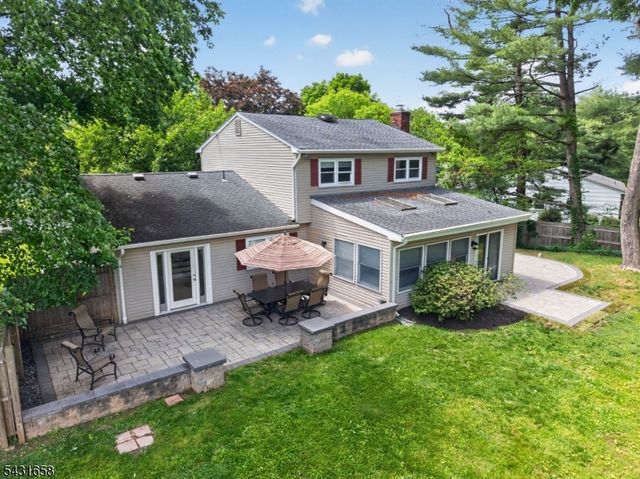 18 Randi Way, Ewing Twp., NJ 08560