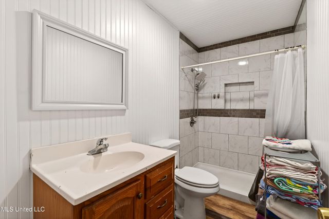 21 Richard Johnson Road, Carriere, MS 39426