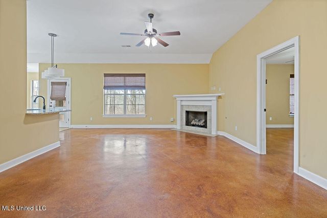 2922 Tulane Road, Nesbit, MS 38651