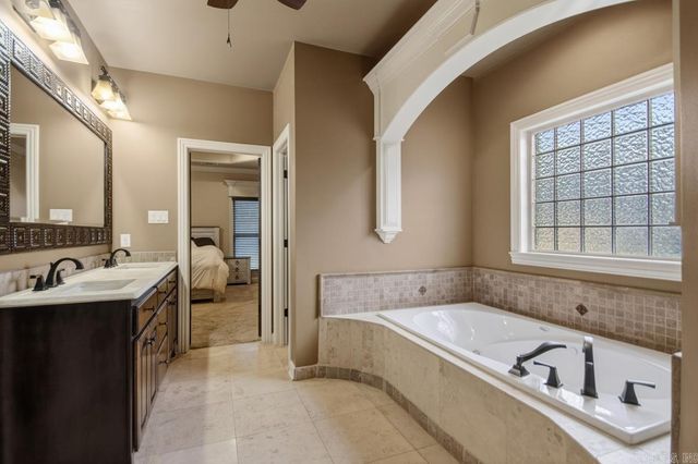 2514 Daisy Cove, Bryant, AR 72022