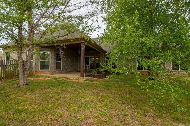 2514 Daisy Cove, Bryant, AR 72022