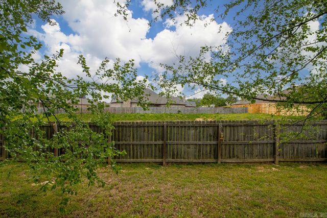 2514 Daisy Cove, Bryant, AR 72022