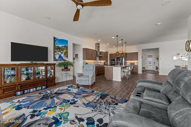 4685 COPPER Court, Wickenburg, AZ 85390