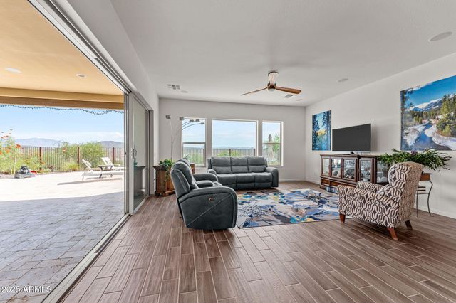 4685 COPPER Court, Wickenburg, AZ 85390