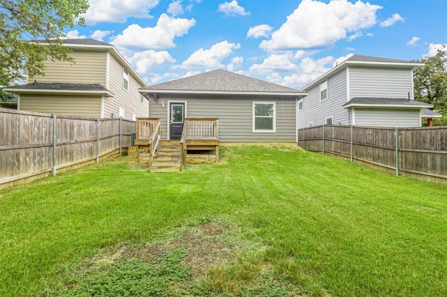 426 W Coffin Street, Denison, TX 75020