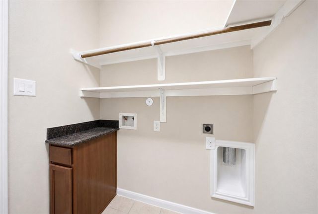 19658 Candlewood Oaks Lane, Spring, TX 77379