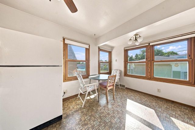 3763 S 20th PLACE, Milwaukee, WI 53221
