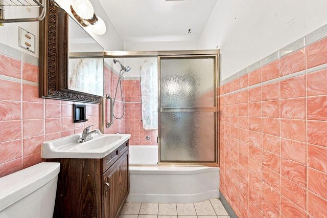 3763 S 20th PLACE, Milwaukee, WI 53221