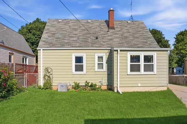 3763 S 20th PLACE, Milwaukee, WI 53221