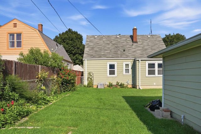 3763 S 20th PLACE, Milwaukee, WI 53221