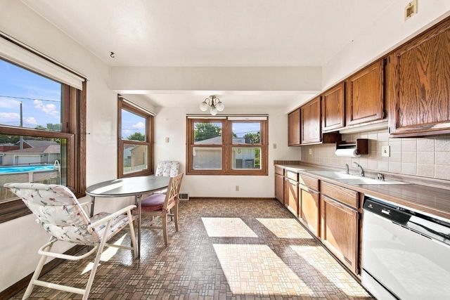 3763 S 20th PLACE, Milwaukee, WI 53221