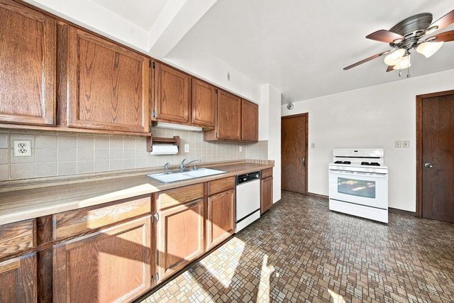3763 S 20th PLACE, Milwaukee, WI 53221