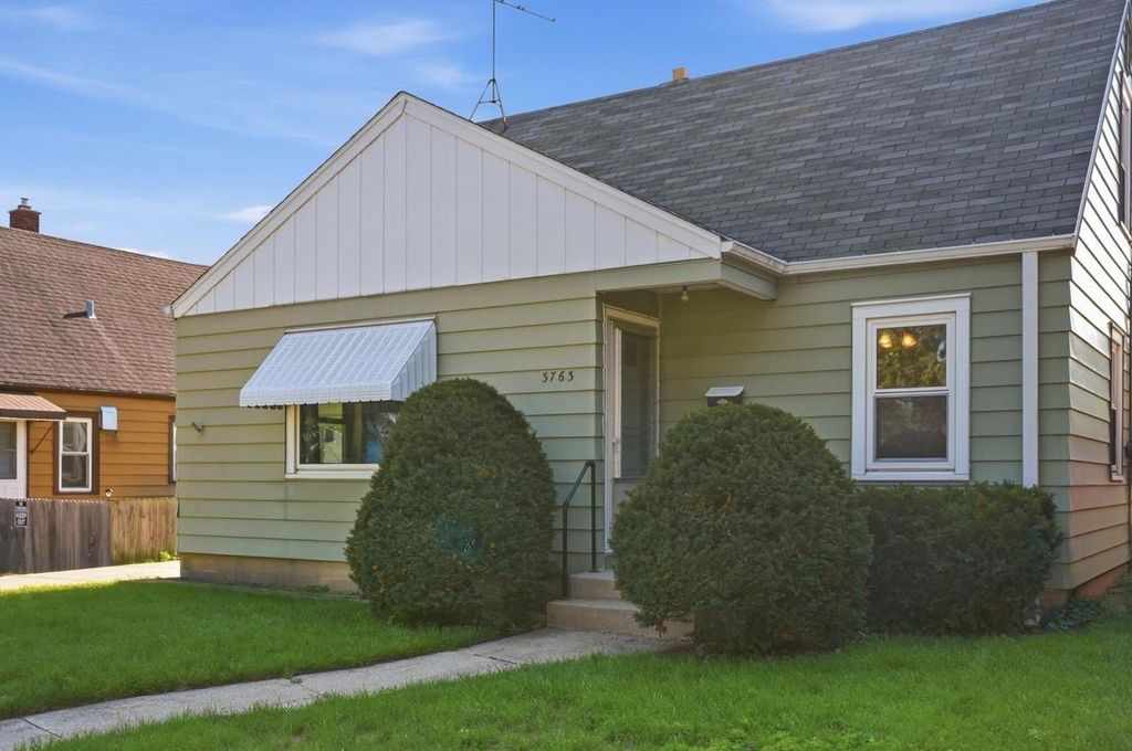 3763 S 20th PLACE, Milwaukee, WI 53221