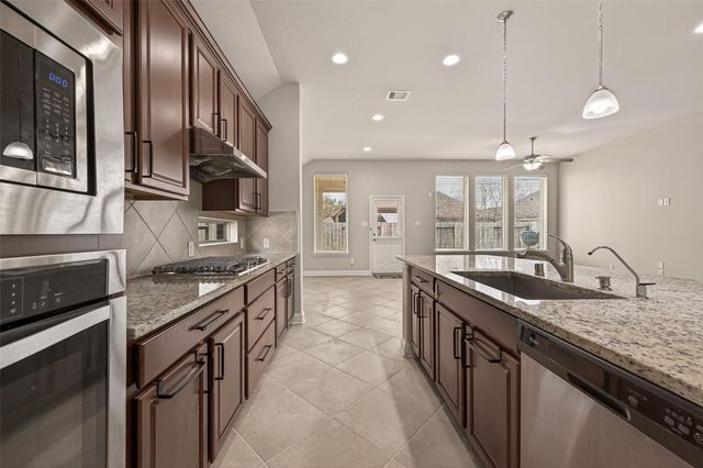 107 Angel Hollow Lane, Rosenberg, TX 77469