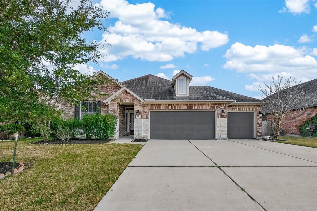 107 Angel Hollow Lane, Rosenberg, TX 77469