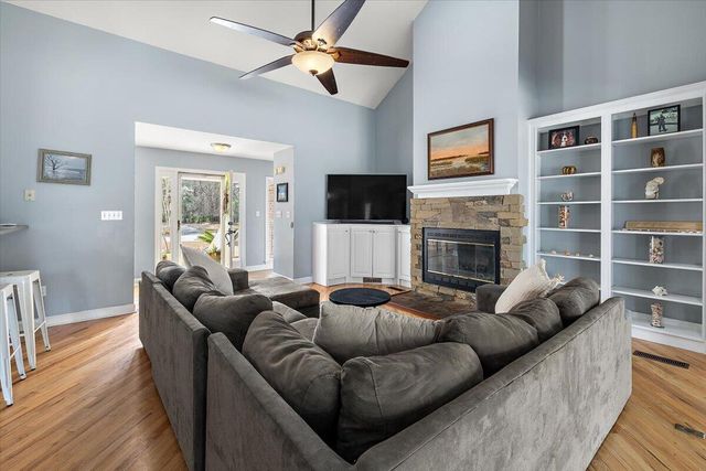 3582 Heathermoor Court, Mount Pleasant, SC 29466