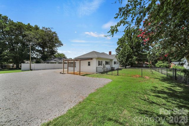 207 Faulkner Street, Clover, SC 29710