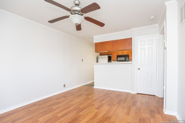 11610 Vance Jackson Rd Apt 1095, San Antonio, TX 78230