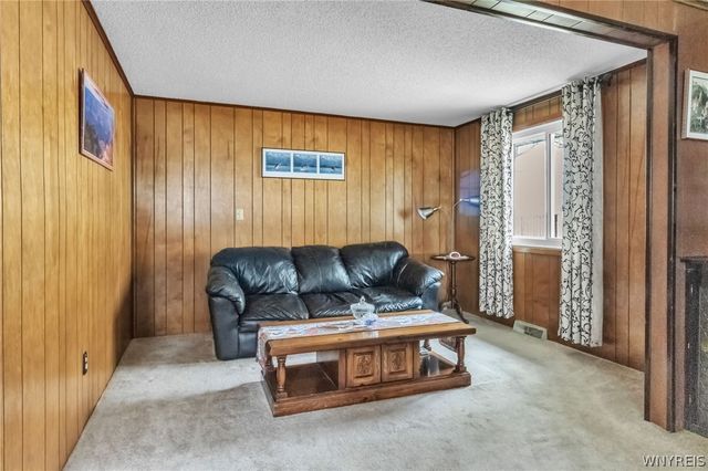 66 Dreyer Avenue, Tonawanda, NY 14150