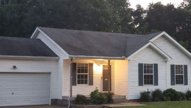268 Golden Pond Ave, Oak Grove, KY 42262