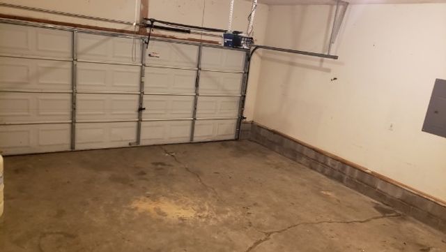 268 Golden Pond Ave, Oak Grove, KY 42262