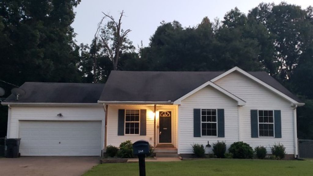 268 Golden Pond Ave, Oak Grove, KY 42262