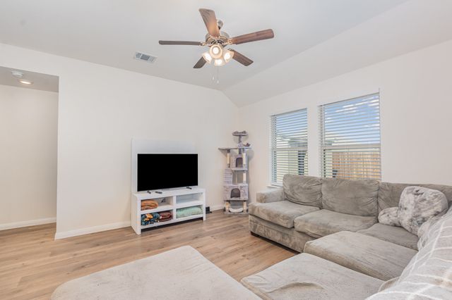 1607 Grand Villa Street, Princeton, TX 75407