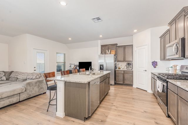 1607 Grand Villa Street, Princeton, TX 75407